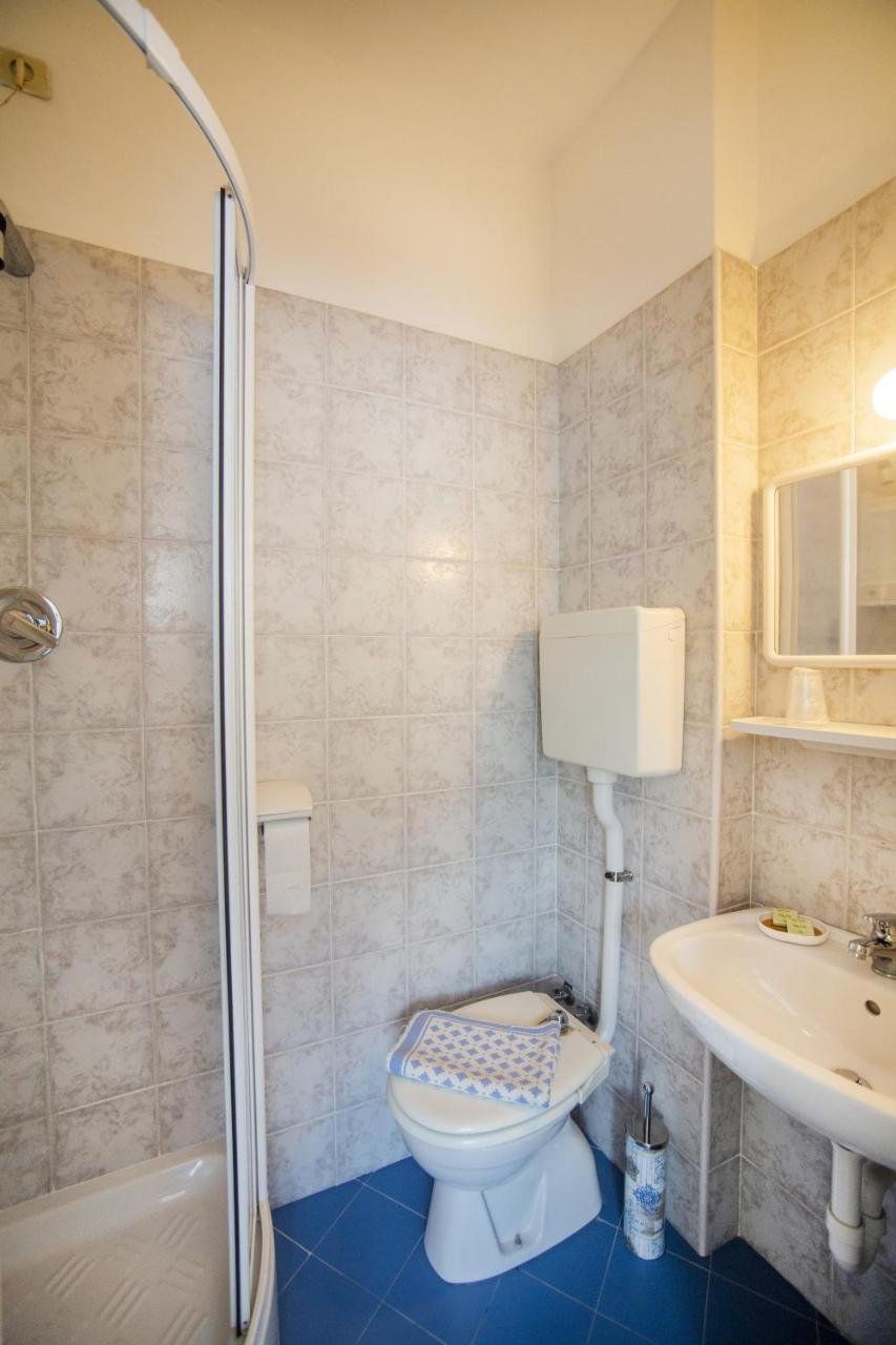 B&B Hotel Costa Azzurra 斯波托尔诺 外观 照片